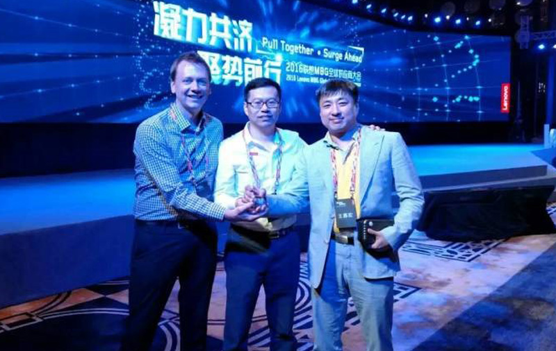 Salom was honored to win “Best Innovation Award” at Lenovo 2016 Supplier Conference