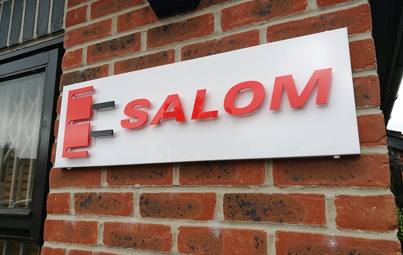 Salom opens new European office in the UK